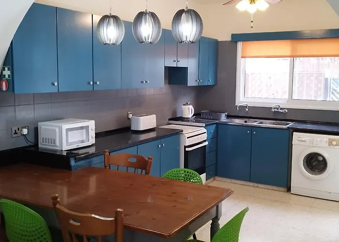 Nerina Kato * 파포스