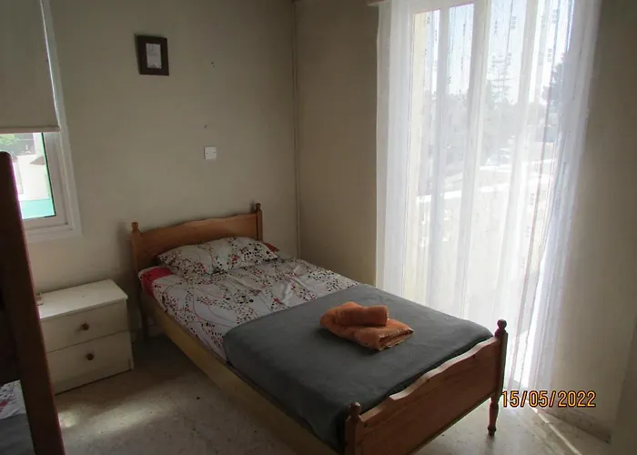 Nerina Kato * Paphos