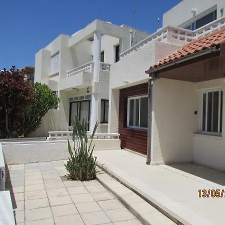 Vila Nerina Kato Paphos